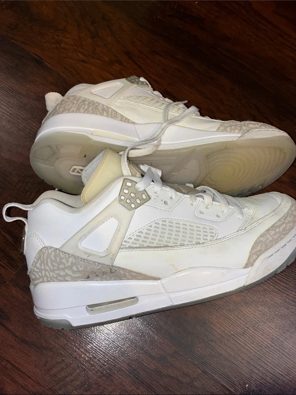 Jordan Spizike Low White Metallic Silver Barely Blue Neutral Grey